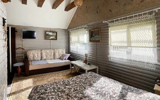 Guest house Gostevoj dom Malyij dom usad'byi Mirskie krinitsyi
