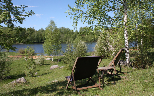 Tri Kholma Guest house
