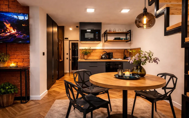 Апартаменты двухуровневые возле Кремля