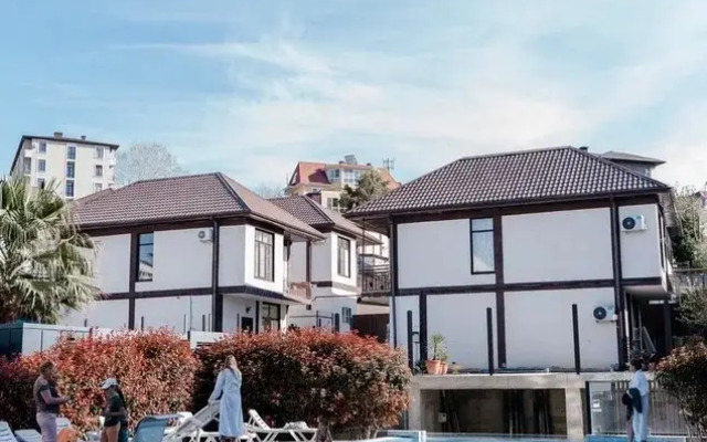 Na Ulitse Molodogvardeyskaya 2/64 Apartments