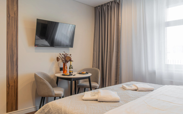 Апартаменты Студия  у моста Александра Невского