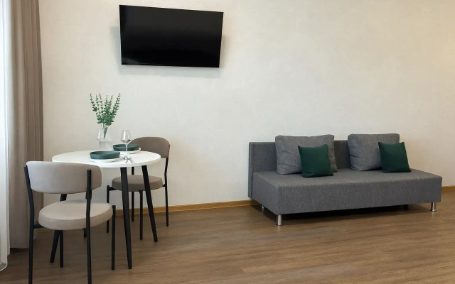 Na Glavnoy Naberezhnoy Goroda Flat