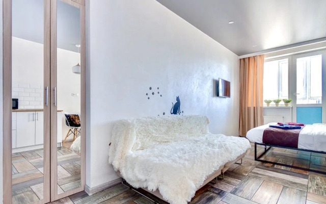 Апартаменты Уютная Студия с большой лоджией в доме бизнес-класса