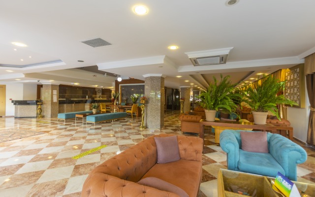 Fame Beach Hotel
