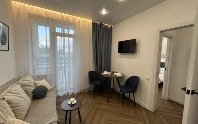 Ryadom S Beryozovoy Roschey Apartments