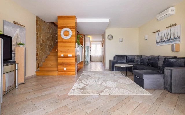 Apart 39 Delfin Guest house