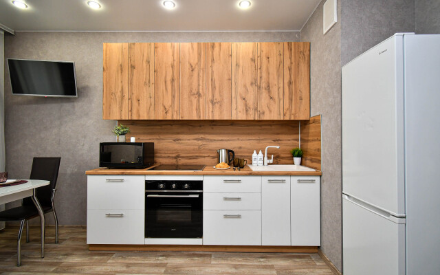 Na 9 Maya Flat