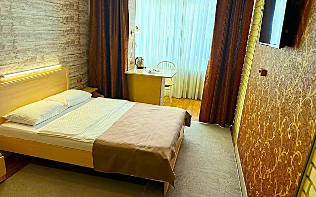 ArtPlaza Hotel