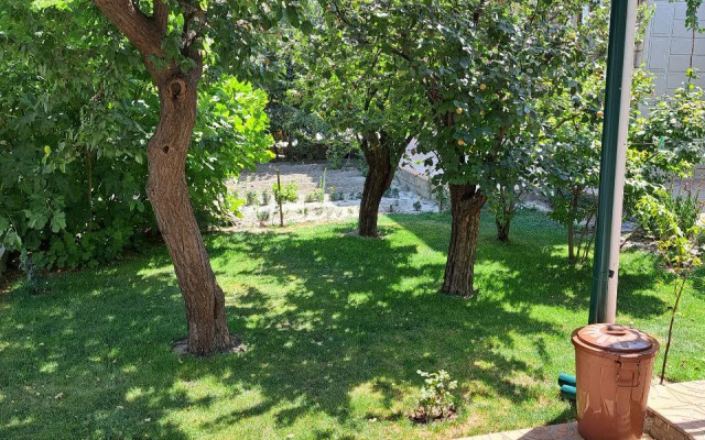 8 ot Hotel Latif Samarkand Apartments
