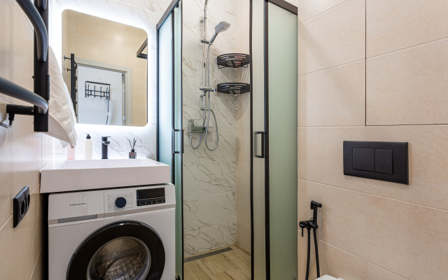 Апартаменты LikeHome Life - Спартак Движение 8