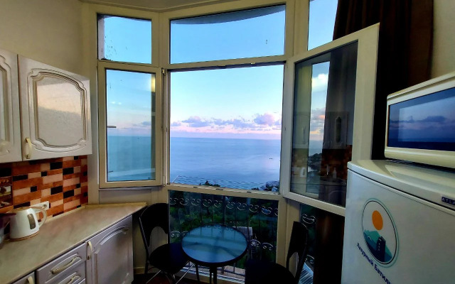 Апартаменты в бухте Батилиман возле пляжа