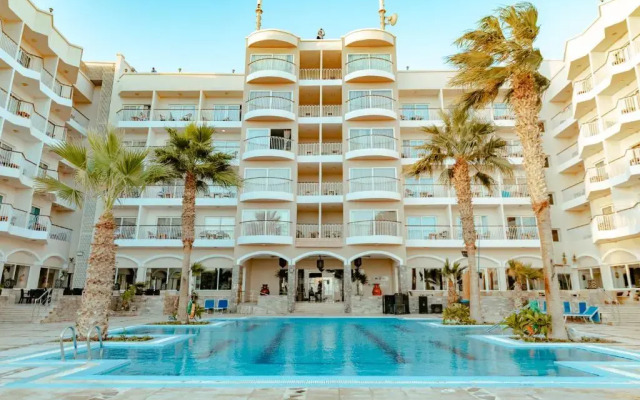 Курортный отель Royal Star Beach Resort