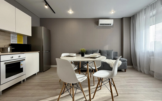 Квартира от компании Хоум Отель на Хусаиновых, 6