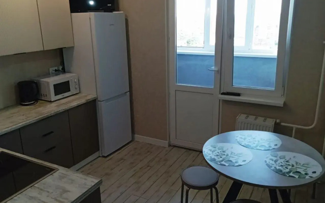 Квартира на Автомобилистов 13