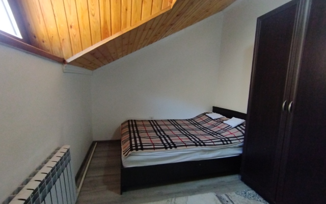 Zhaysan-Krylyya Guest House