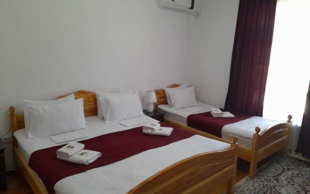 Бутик-отель Parvina Hotel in old city