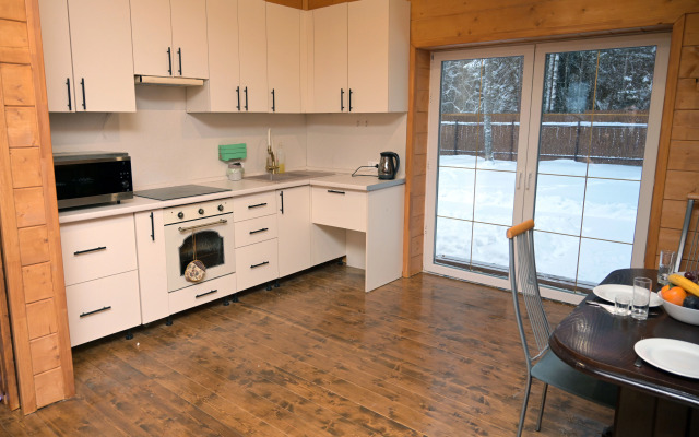 Uyutny V Lesu S Chanom Private House