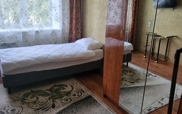 Bazovye 2500 Apartments