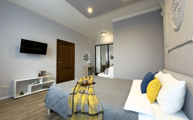 Апартаменты SivakApart c видом на площадь Восстания