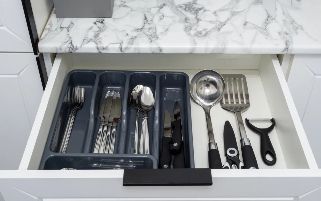 Квартира Две подушки на ш. Революции, 3к2