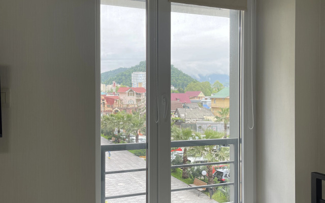 Komfortnaya Studiya dlya 4 Gostey Flat