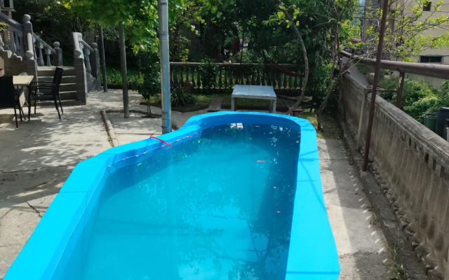 Shota's Guest House