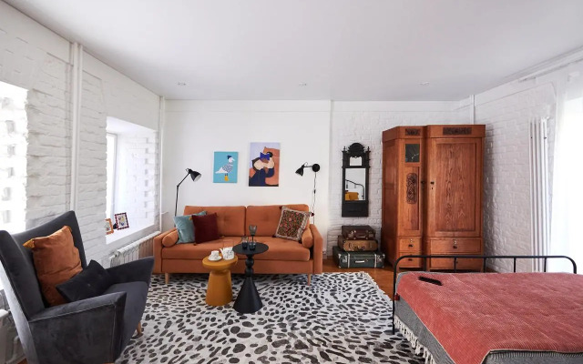 Апартаменты ДзенХоум Символ 8