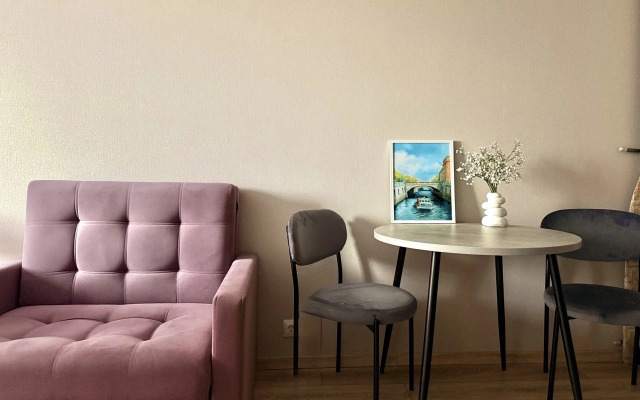 Апартаменты Iris Apart около набережной Обводного канала