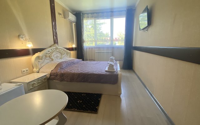 Zolotoj Lotos Hotel