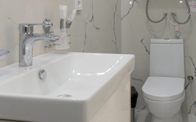 Apartamenty na pereulke Karla Marksa 98 k2