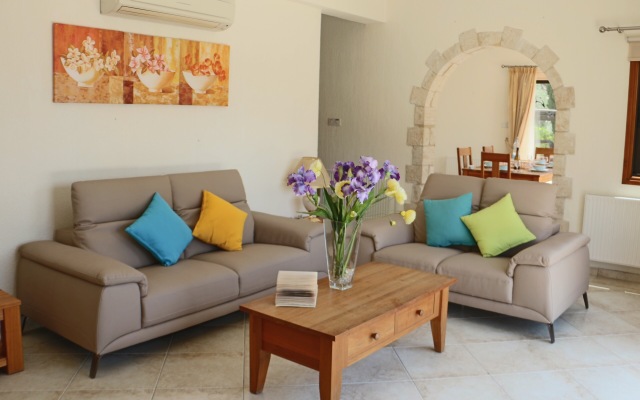 Camelot Villa