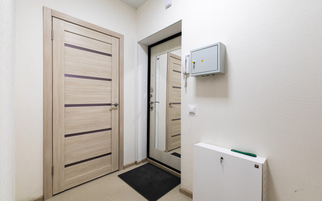 Dlya shesti person na Korotchenko Apartments