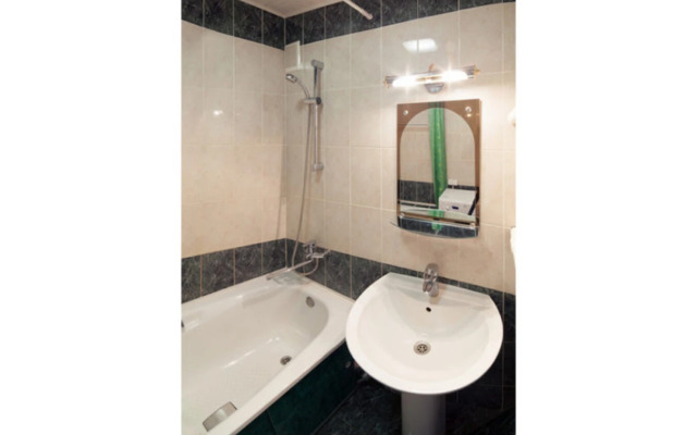 Квартира Уютная двухкомнатная