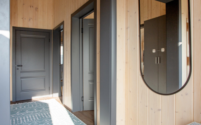 Barnhauz U Ozera Private house