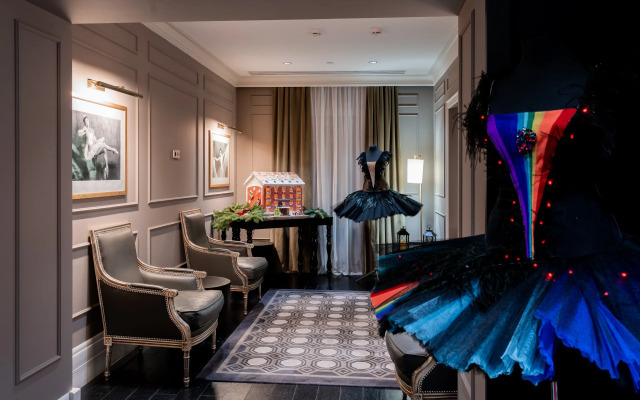 Отель DOM Boutique Hotel