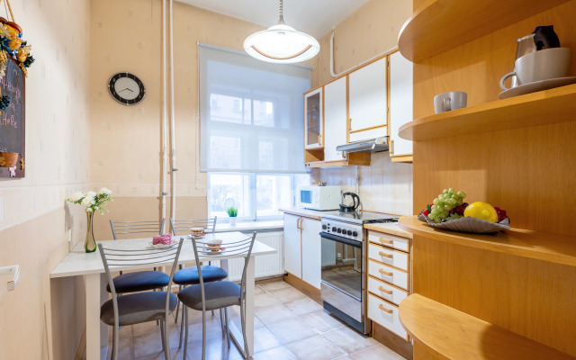 V Dokhodnom Dome F. M Tutyshkina Flat