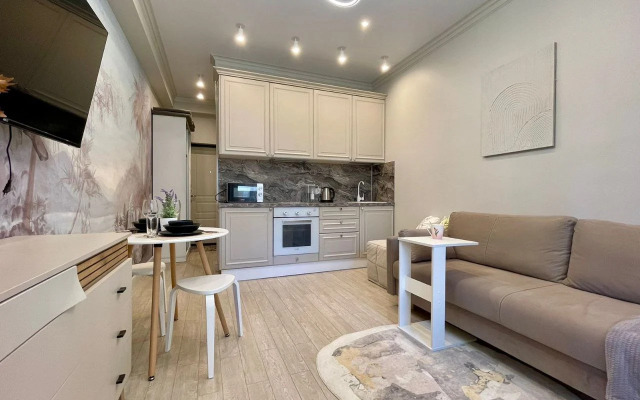 Квартира Просторная на Берегу Моря для Троих Гостей