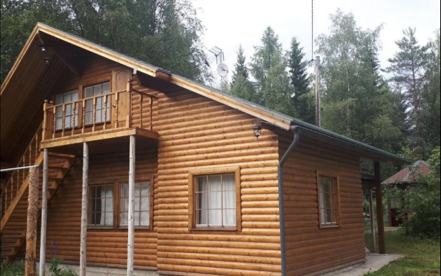 Kottedzh s Tremya Spalnyami Private House