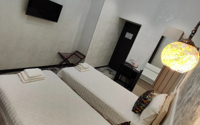 Suzani Samarkand Hostel