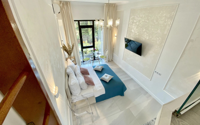 Apartments S Basseynom V Tsentre Sochi