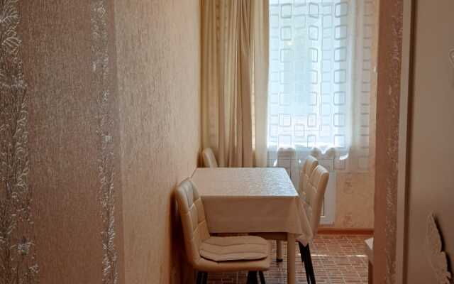 V Tsentre Tuly Apartments