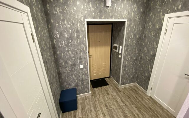 Na Ulitse Aleksandra Polina 1 Apartments