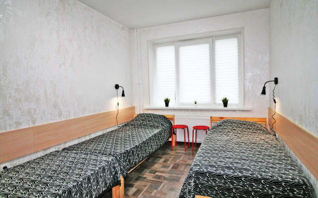 Art-Galereya Na Vostochnoy Posutochno Kirishi 2k flat