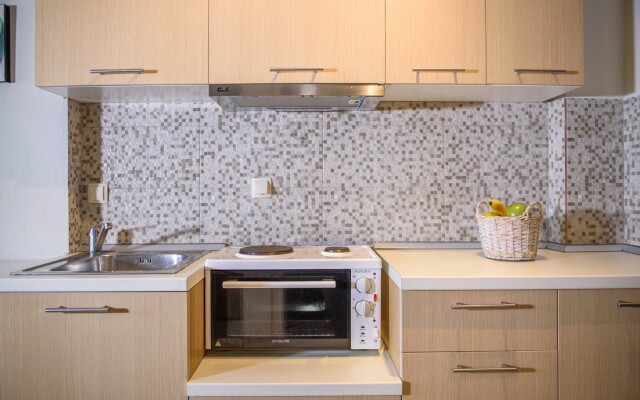 Anneta's House Apartments