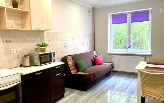 V Tikhom Rayone Flat
