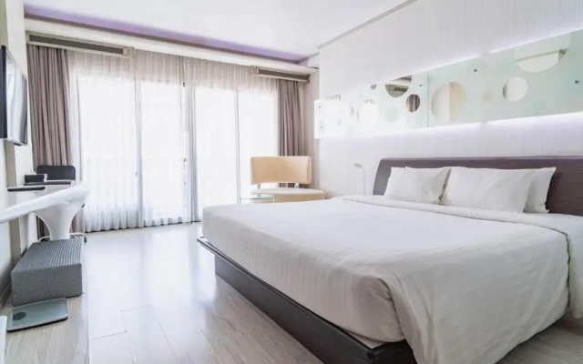 The Pattaya Discovery Beach Hotel Pattaya