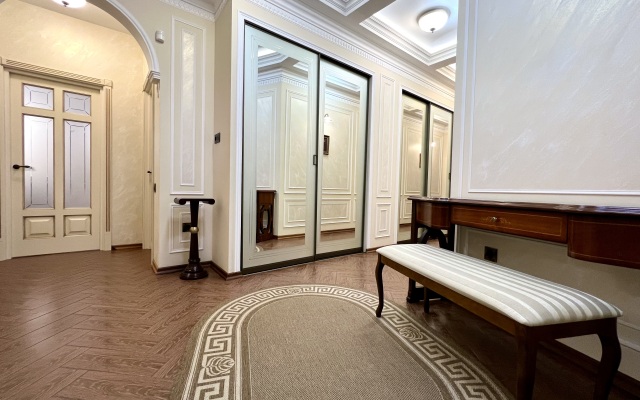 3-komnatnaya Premium Klassa Yarapartments na Sovetskoy 21 Flat
