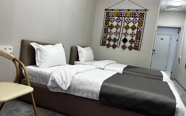 Hotel Tadzh Makhal