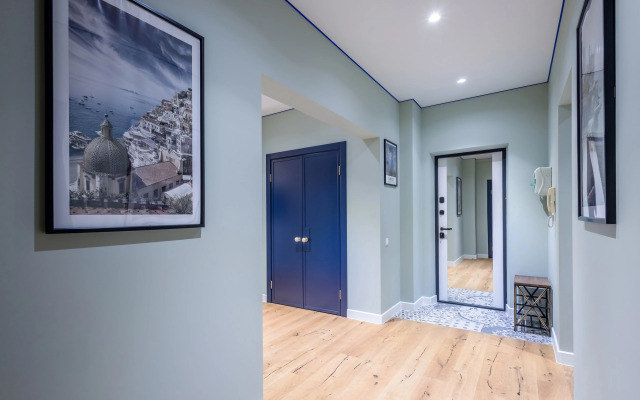 Квартира MyHomeYourHome на Невской 19