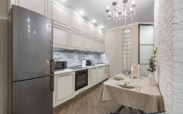 Апартаменты Admiral nearby Hilton 1